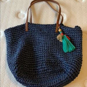 Navy straw tote bags/tassel lined